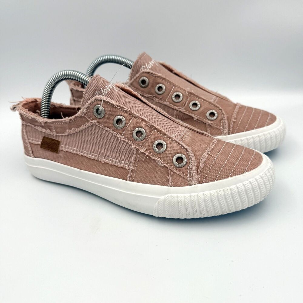 Blowfish Malibu Sneakers 8.5 Dusty Pink Distressed Slip On Cushioned Footbed